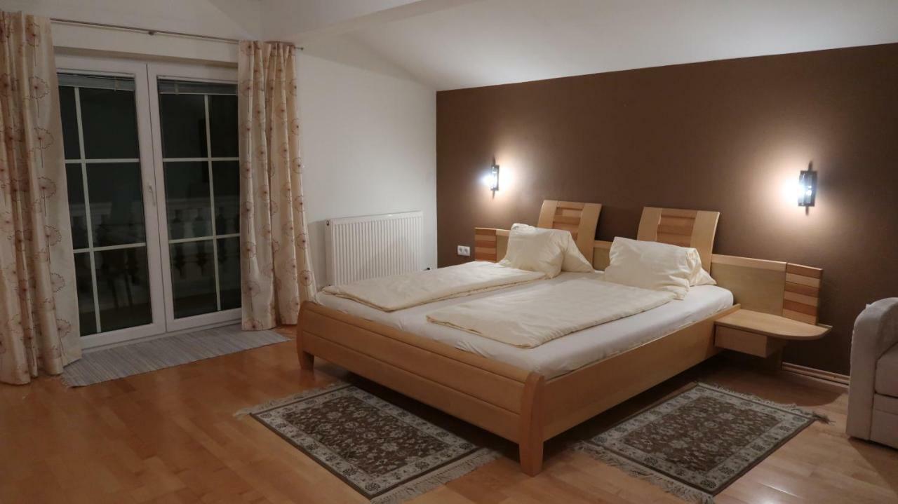 Pension Dagmar Tauplitz Exteriör bild